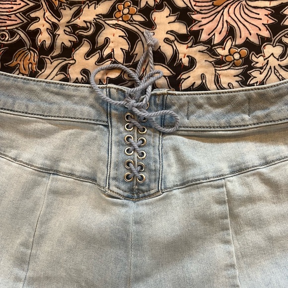 We The Free Free People CRVY Ma Cherie High Waist Lace Up Back Flare Jeans 31 - Picture 5 of 8